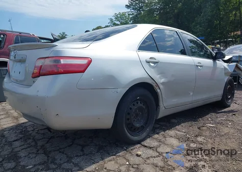 2007 Toyota Camry Ce/Le/Se/Xle z USA, uszkodzony, nr VIN 4T1BE46K37U185346